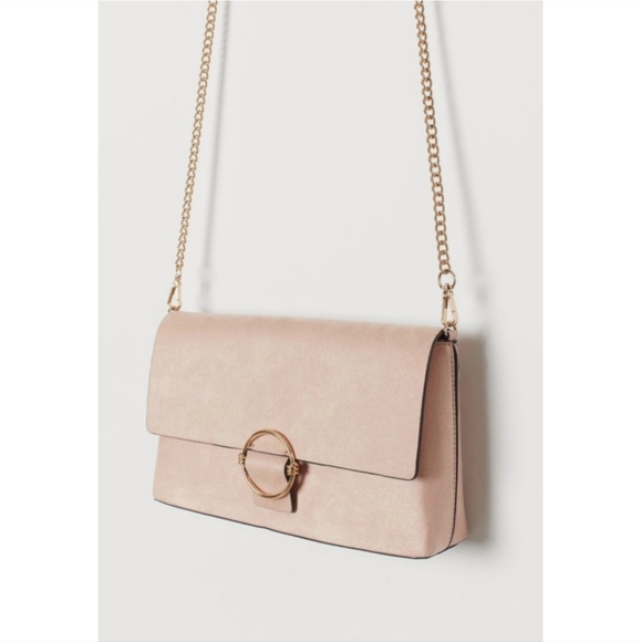 3/$20! H&M Chain Bag - Picture 3 of 10